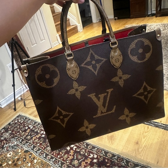 ❌SOLD❌Louis Vuitton Brown Monogram ON The Go - Picture 7 of 15